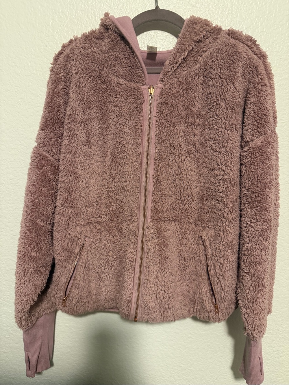 Athleta Plush Full-Zip Reversible Teddy Jacket in Mauve - Large